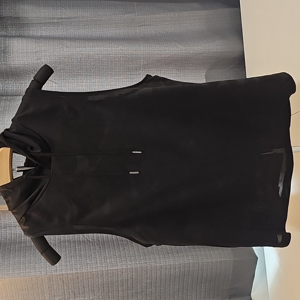 SHEIN, Hooded Tank Top with Kangaroo Pocket, Black, Camo Print, Size XL